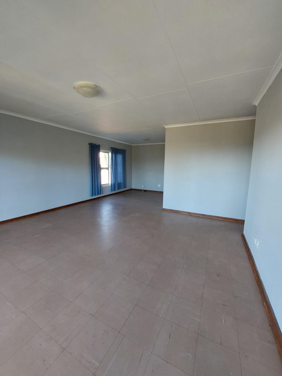 To Let 3 Bedroom Property for Rent in Dana Bay Western Cape